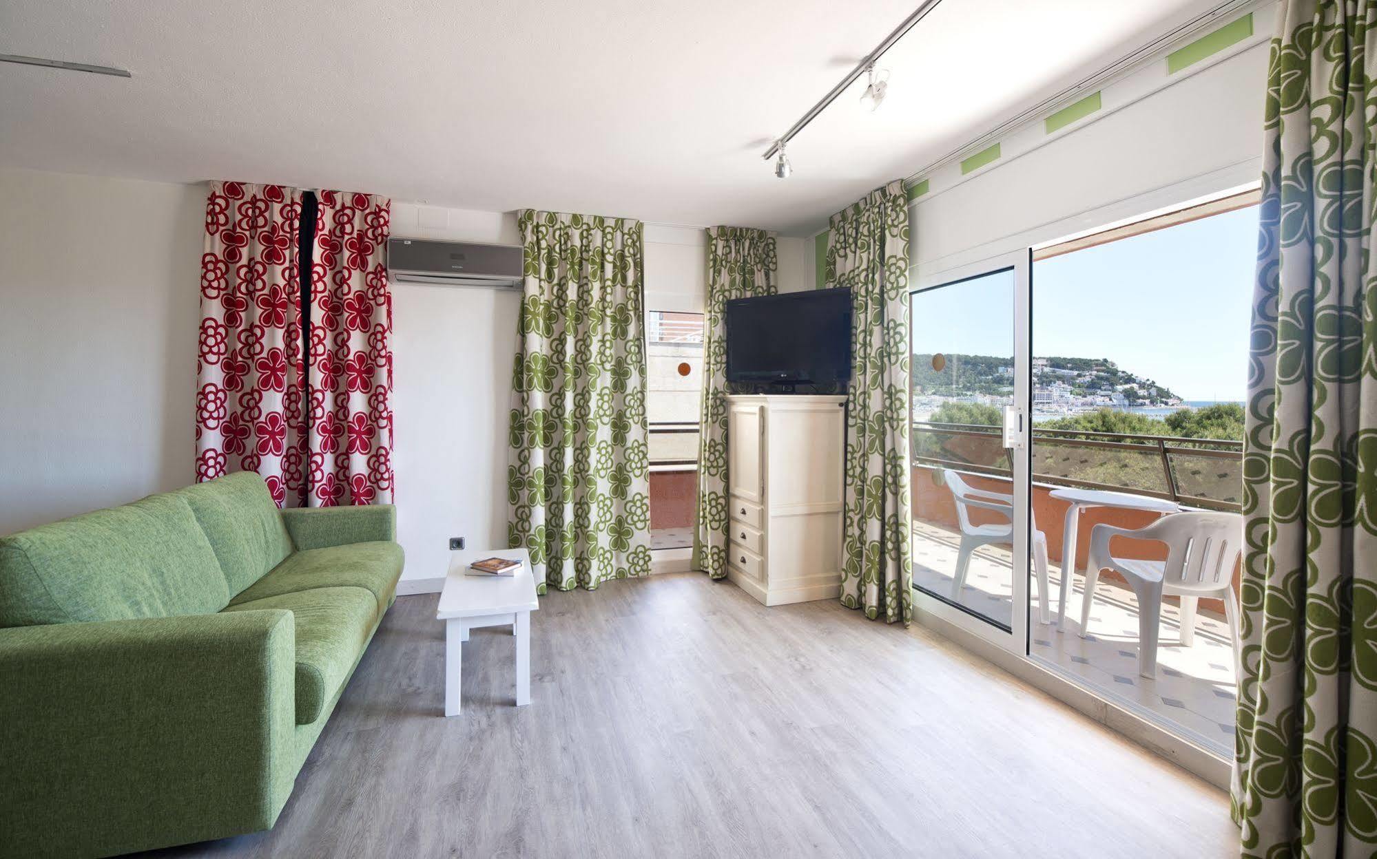 Apartamentos Salles Beach レスタルティット エクステリア 写真